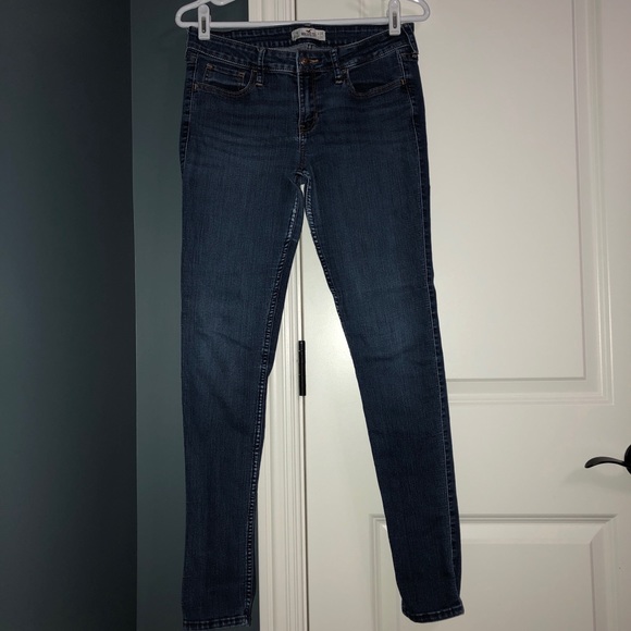 hollister Denim - dark wash jegging